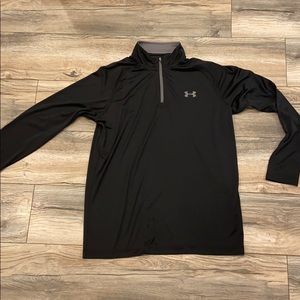 Men’s 1/4 zip Under Armour long sleeve